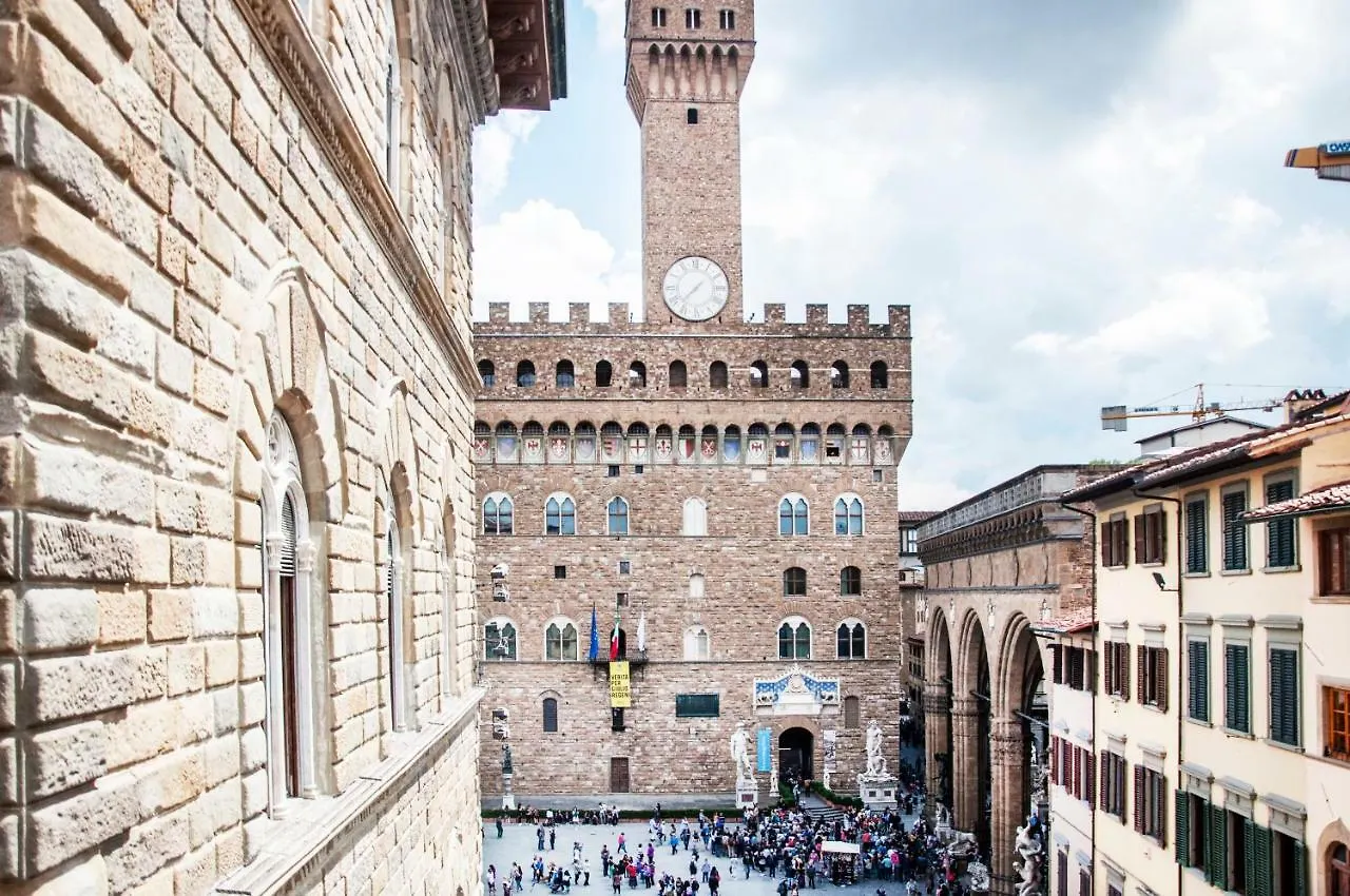 Art Apartment Palazzo Vecchio Florence 0*,  Italy